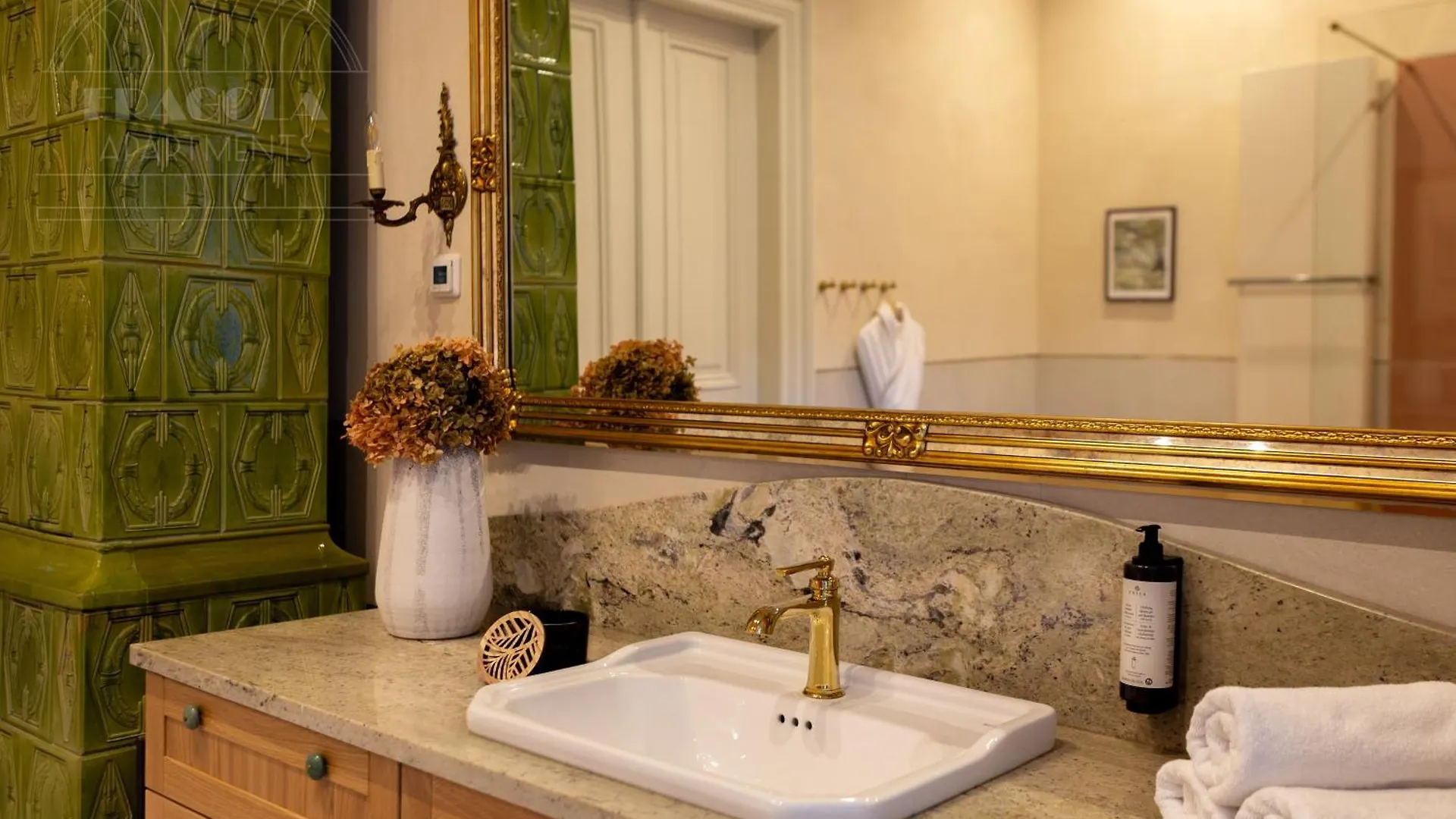 Le Jardin - Classy, Elegant Apartments In The City Center Krakow 0*,